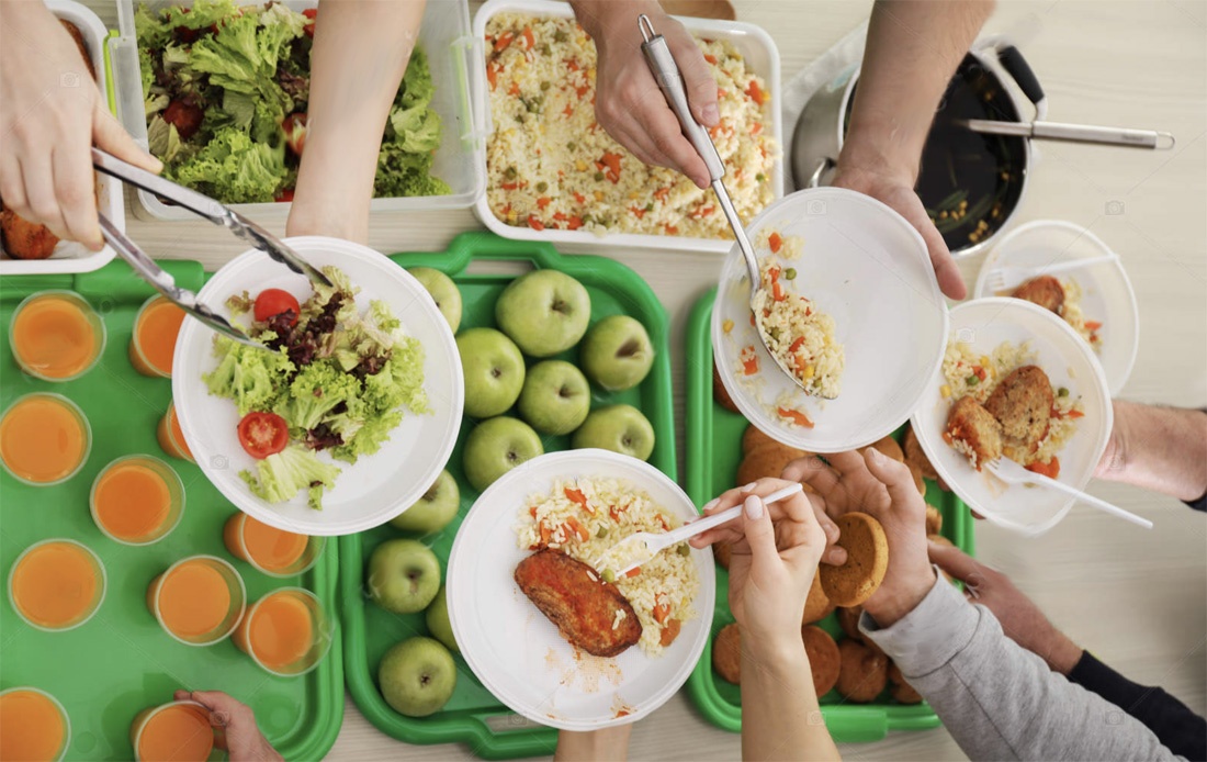 Serving fresh food Serving fresh food